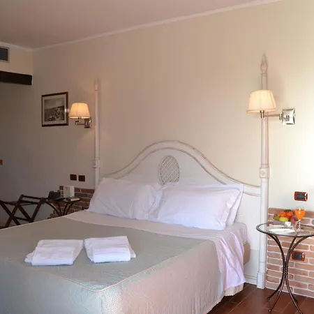 Otel Sa Contonera 3*