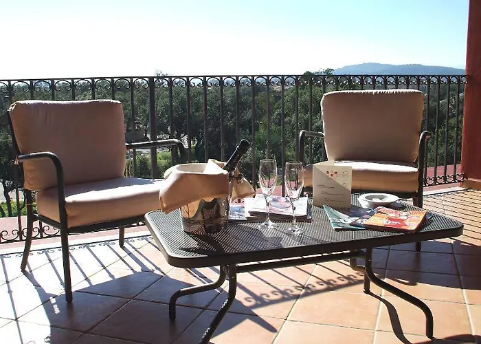 Otel Sa Contonera 3*