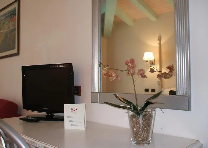 Otel Sa Contonera 3*